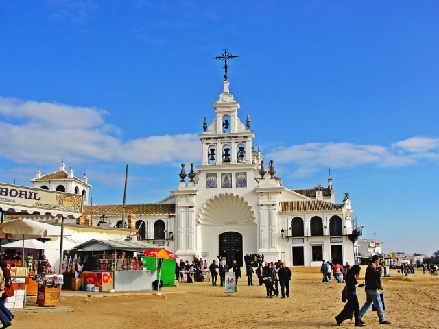 Ermita en la aldea