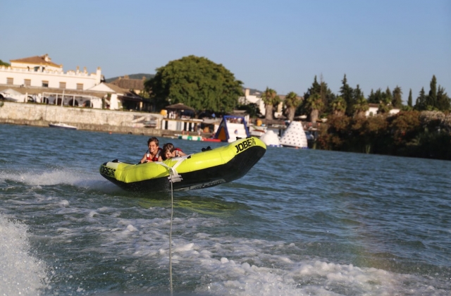 Despedida de solteiro com banana boat 