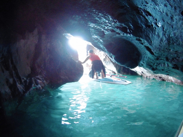 Paddle surf en cueva acuatica