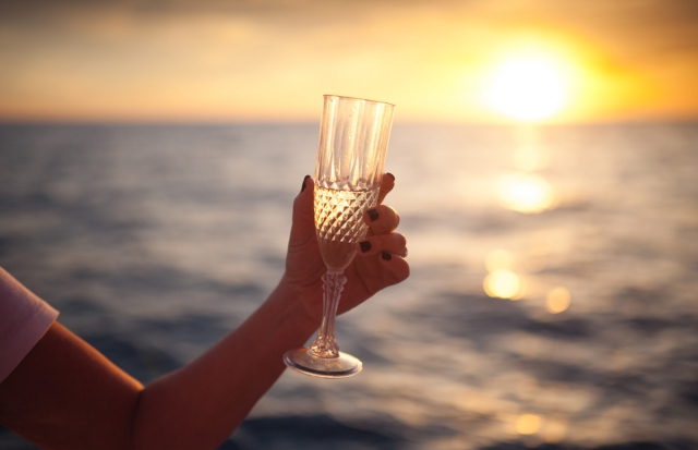 Brindis al atardecer