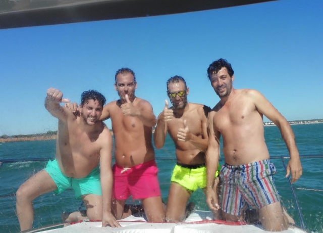  Godersi il giro in barca 