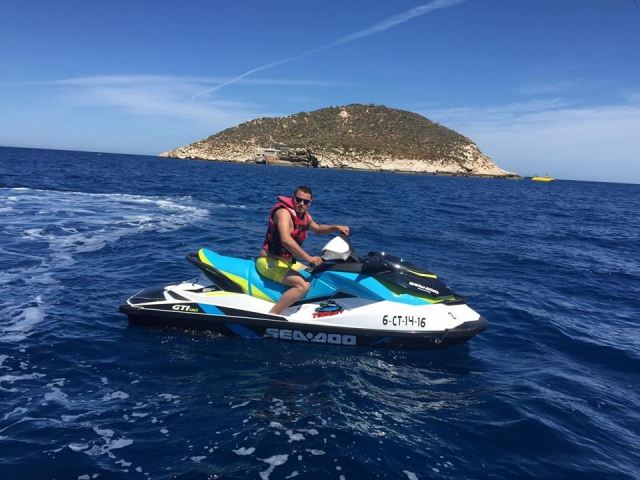  Îlot à côté de la côte de Benidorm 