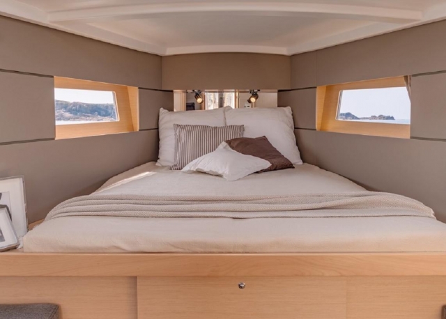  Cabine Oceanis 