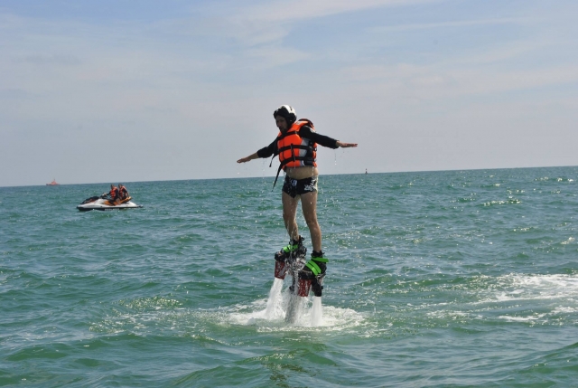 Volando en flyboard