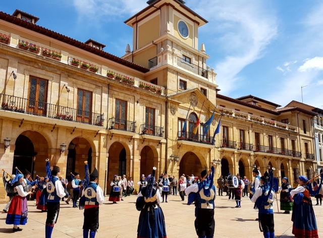  Guided tour in Asturian lands, Oviedo