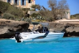 Alugue um barco em Menorca por 1 dia em alta temperatura