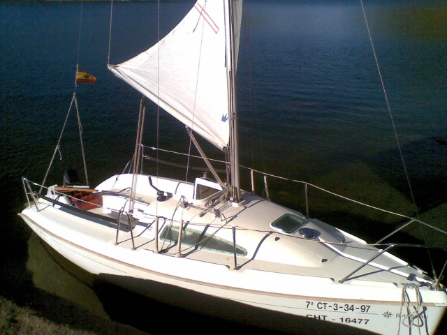  Jeanneau-Segelboot 