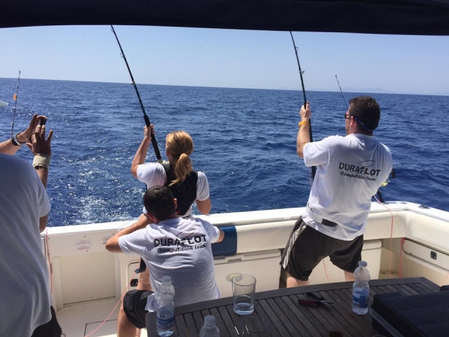 Pareja pescando