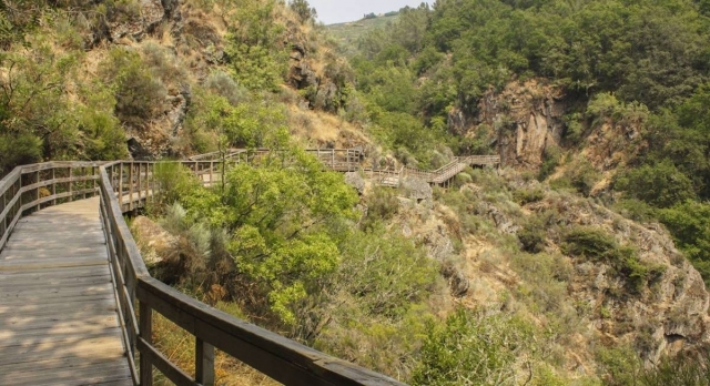  Hiking with accommodation included 
