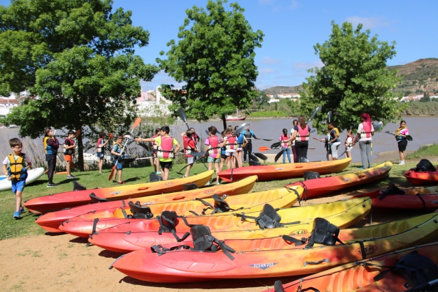 Kayaks ready for adventure 
