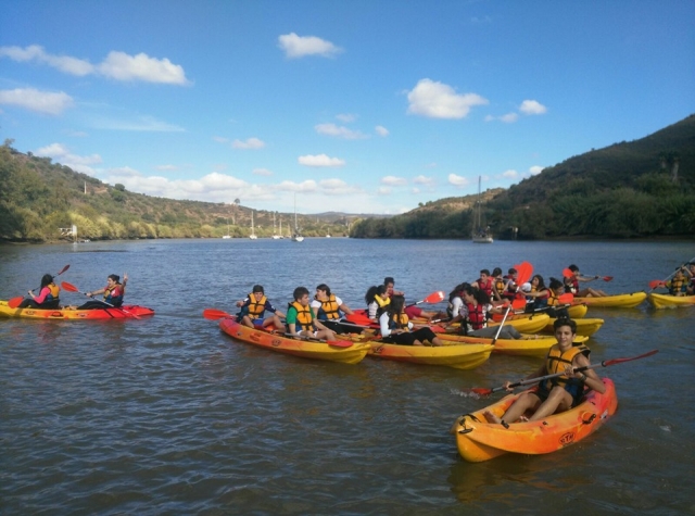  Kayaking tour