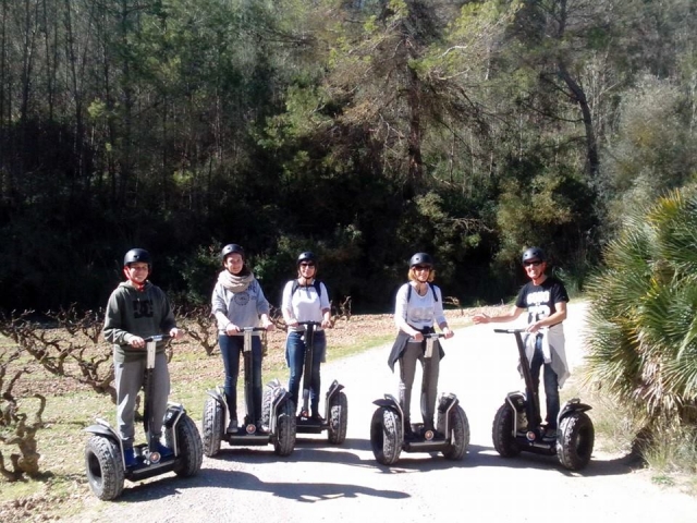  Segways sur chemin de terre 