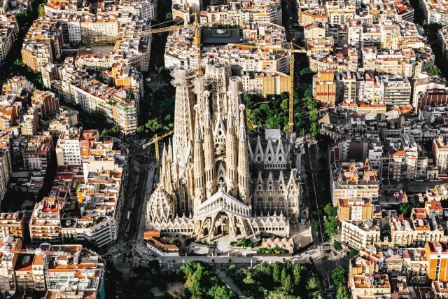  Sagrada Família de helicóptero