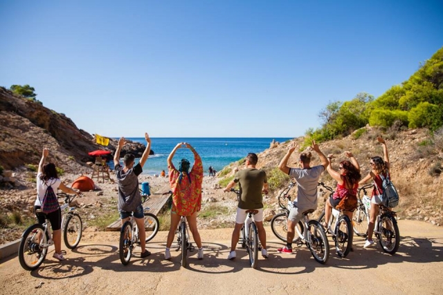  Ao longo da costa de bicicleta 