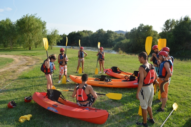  Come ride a canoe