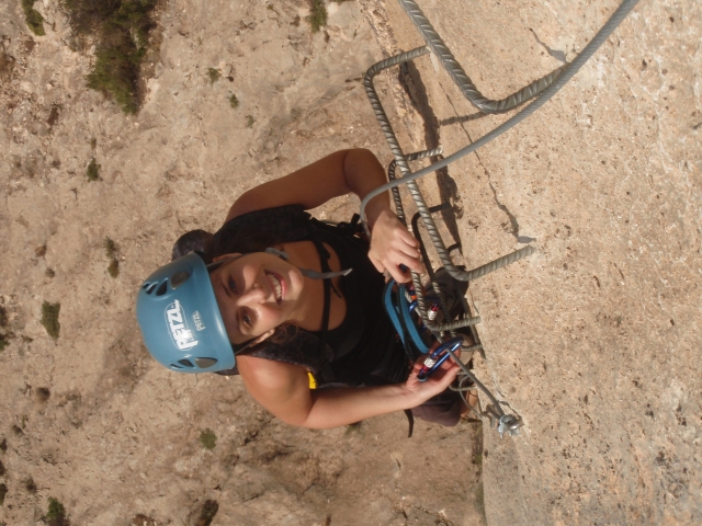  Felicidade fazendo via ferrata 
