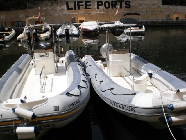  Two boats 