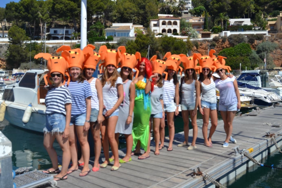 Chicas en el muelle