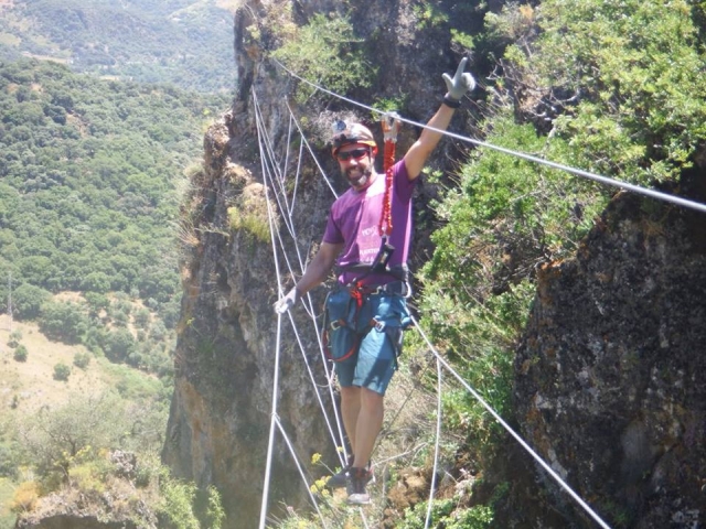 Pasarela de la via ferrata