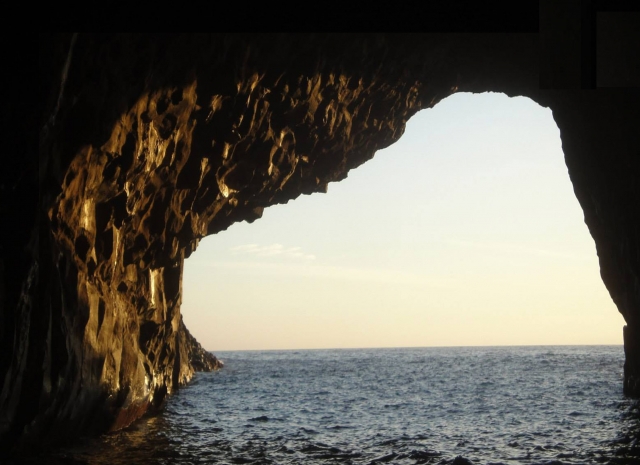  Cave on the journey through La Palma 
