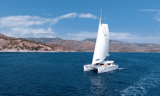 Recorrido en catamarán