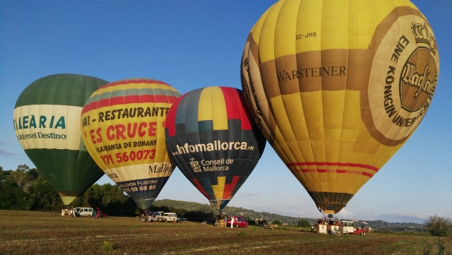  Heißluftballons 