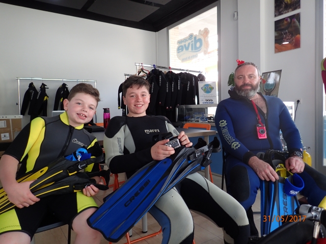 Prepared for the baptism of diving 