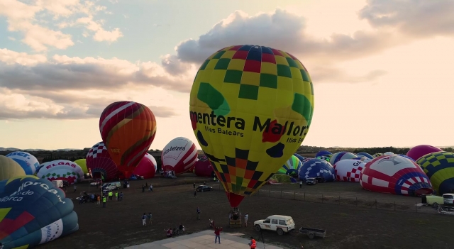  Balloon championship takeoff 