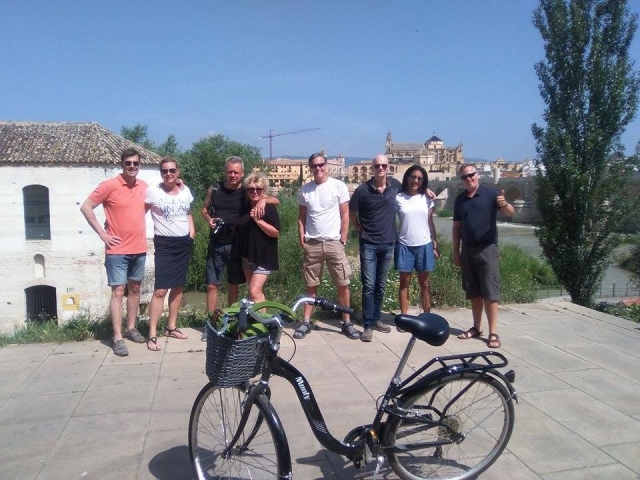 en bicicleta por Córdoba