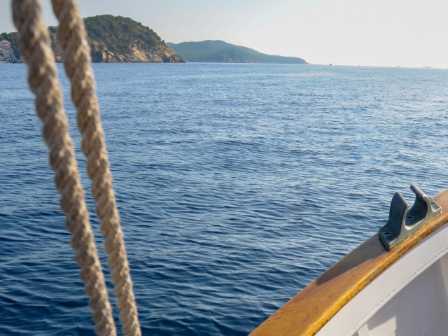 4h de location de goélette depuis Palamós avec Skipper