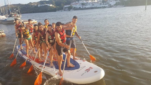  Navigare su un paddle surf XL 