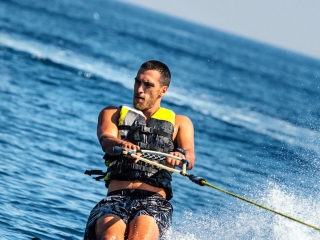 Sesión de wakeboard en el Port Fòrum, 1 hora