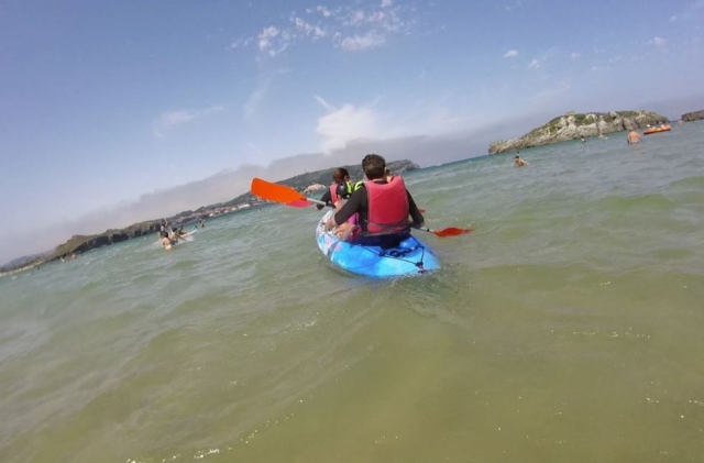 Canoa biplaza en Playa de Ris