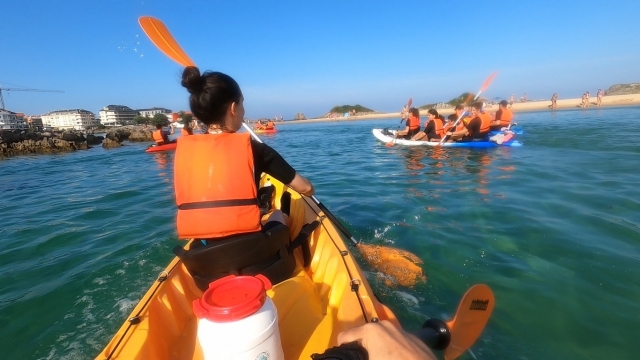  Descubra a Cantábria com uma canoa 