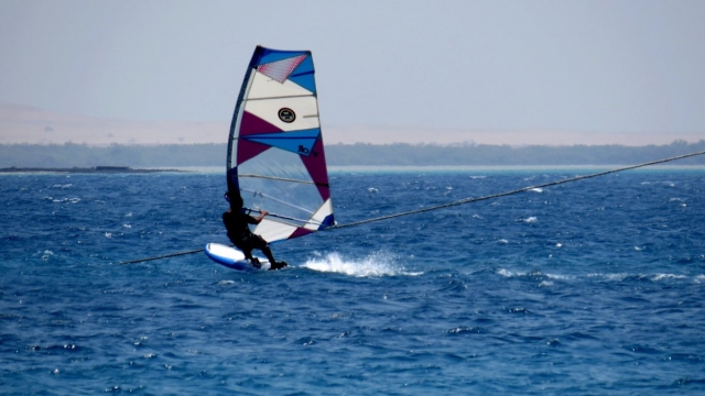Controlando la tabla y la vela