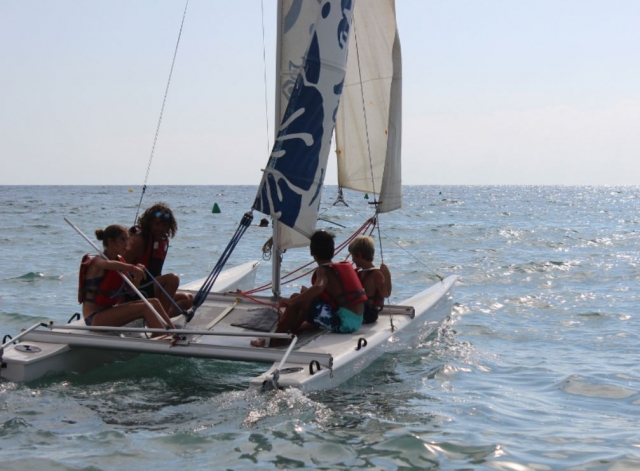  Groupe classe garçons et filles 