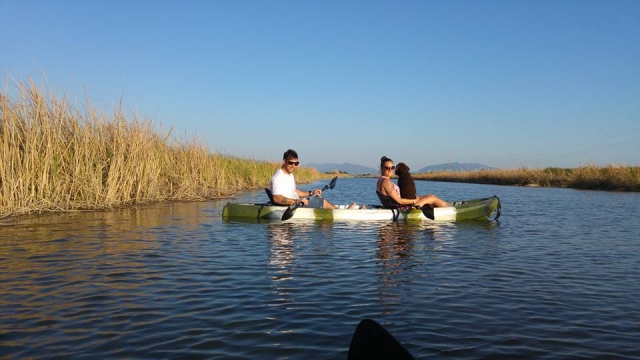  Two-seater kayaks along the Gadirano river in Cadiz 