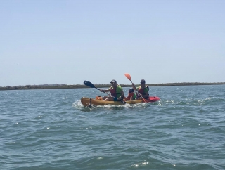 乘皮划艇卡内拉岛 (Isla Canela) 下降瓜迪亚纳河 (Guadiana)，5 小时