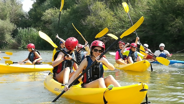  Learning to ride a canoe 