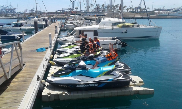 Two-seater jet skis on the Valencian coast 
