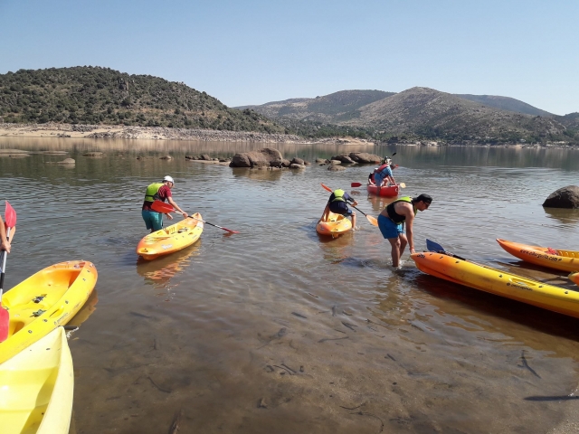  Canoa ai piedi del bacino 