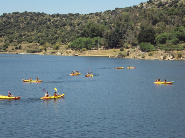  Canoa attorno al bacino 