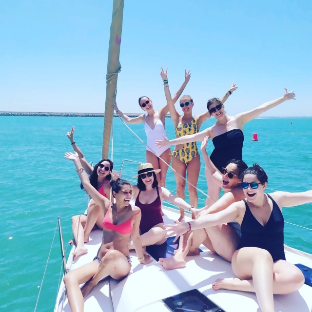 Despedida con amigas en velero