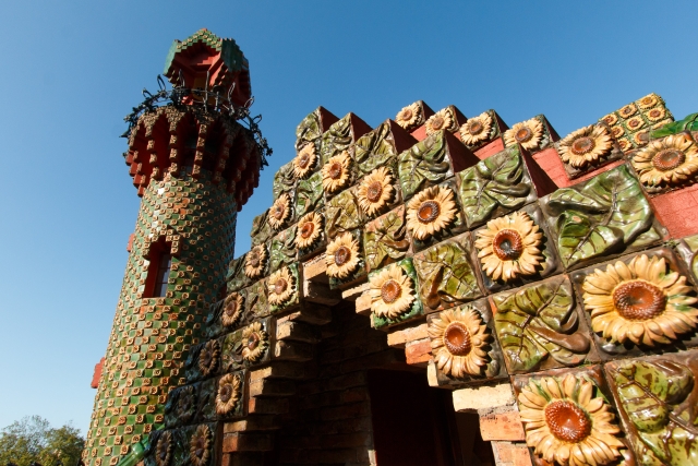  Guided tour through Comillas 