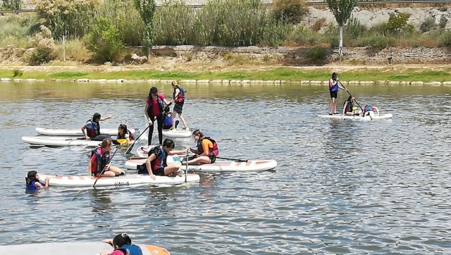  Paddle surf for groups in Huesca 
