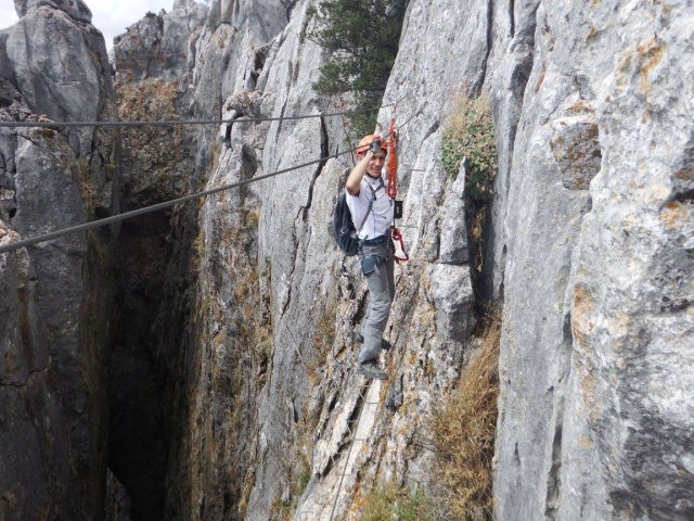  Spannender Klettersteig 