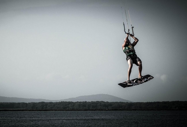  flying with the kitesurf 