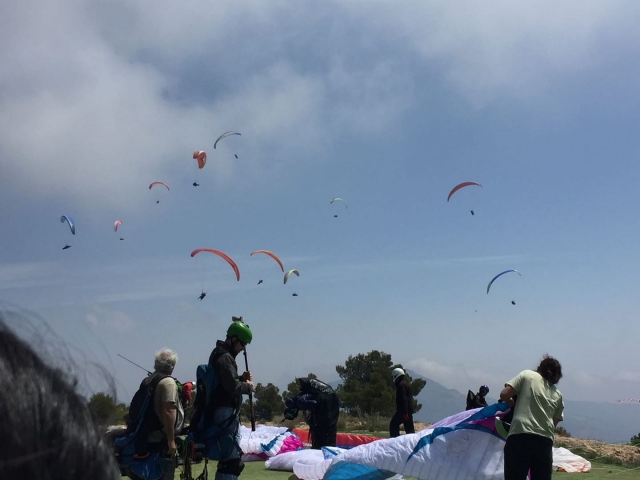  Gleitschirmflug im August