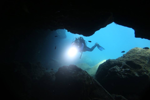  Entering the cave 