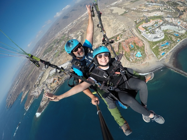 Volando en la caleta